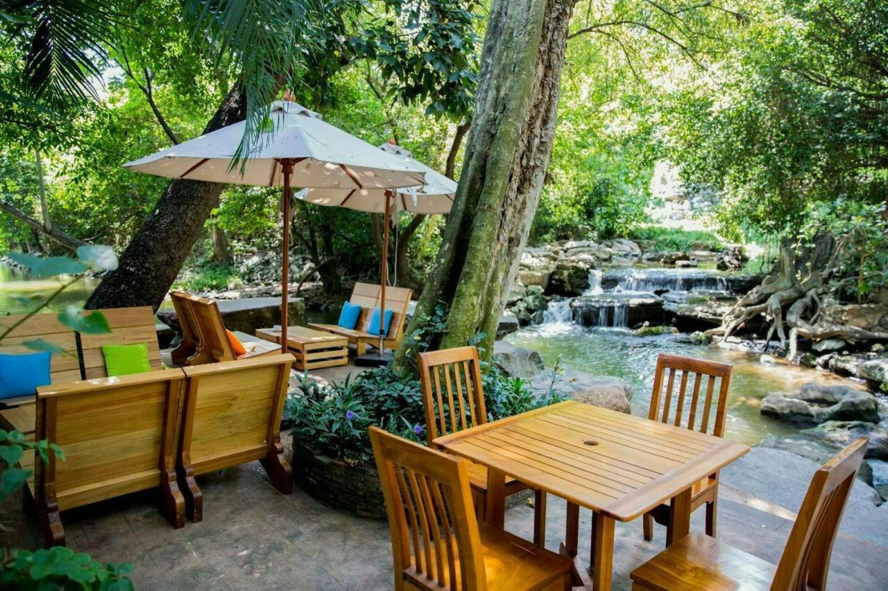 Khaoyai Lumtakong Hotel Pak Chong Dış mekan fotoğraf